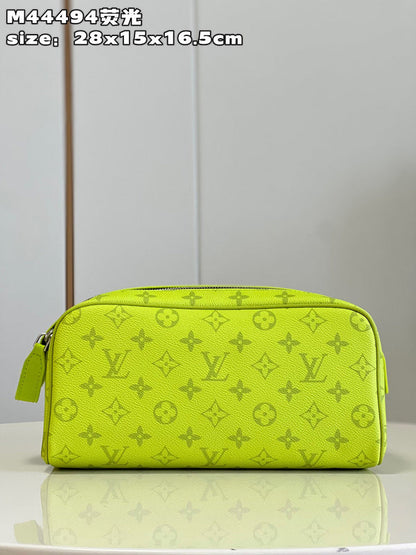 Franco Shops - Louis Vuittons  - 15484