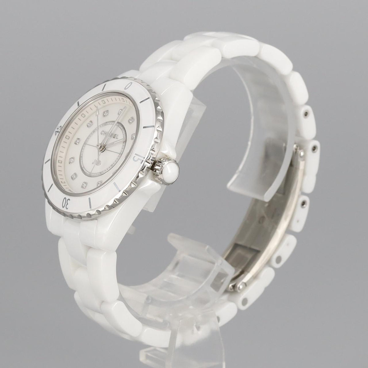 Chanel J12 33mm Ceramic Quartz