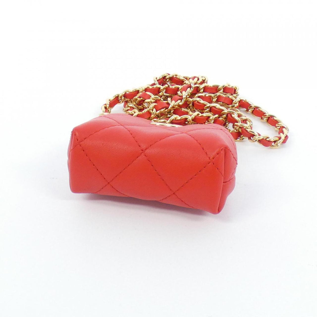 Chanel AP3123 Lambskin Chain Clutch