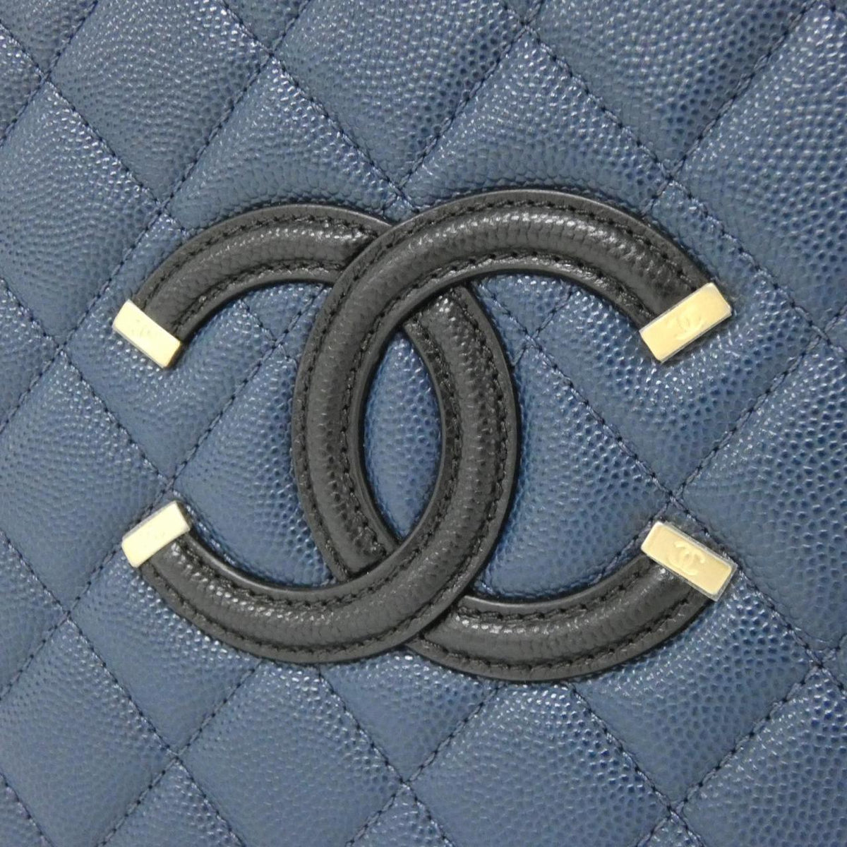 Chanel Caviar Skin Shoulder Bag