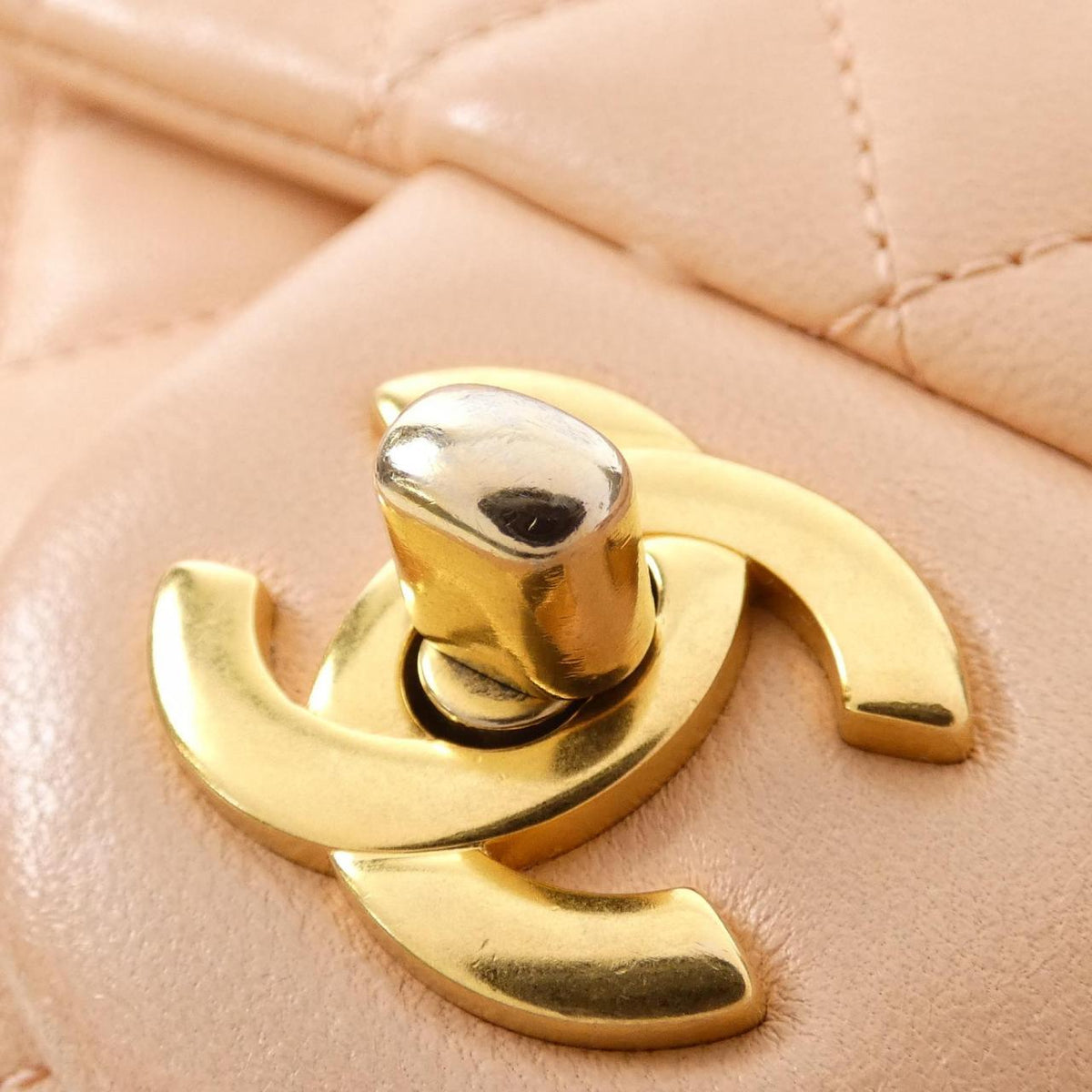 Chanel AS1786 Lambskin Shoulder Bag