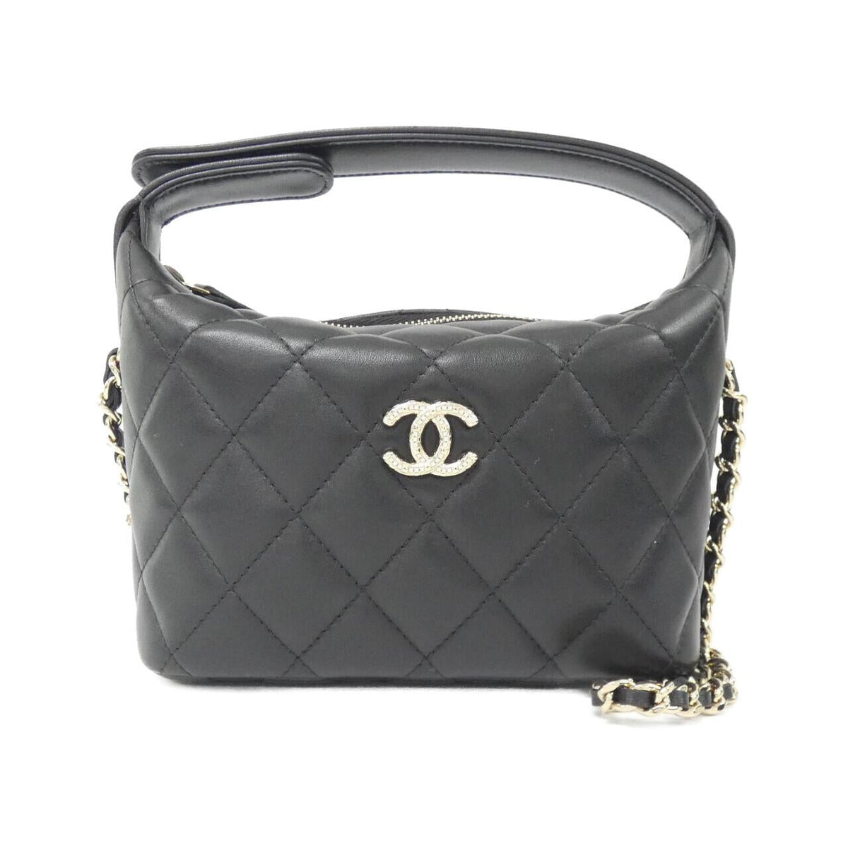 Chanel AP4761 Calf Chain Clutch