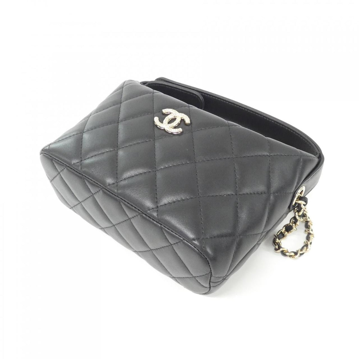 Chanel AP4761 Calf Chain Clutch