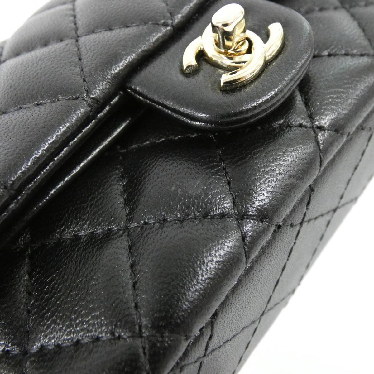 Chanel AP4760 Lambskin Key Holder