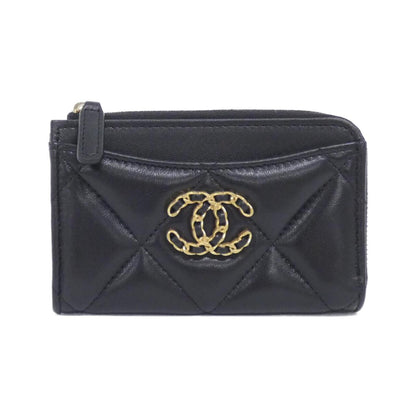 Chanel Chanel 19 Lambskin Card Case