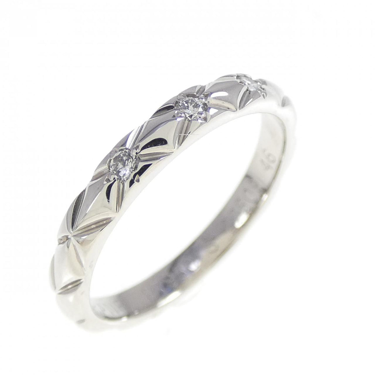 Chanel Matelassé Platinum Diamond Ring