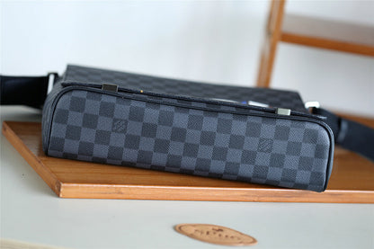 Franco Shops - Louis Vuittons  - 10414