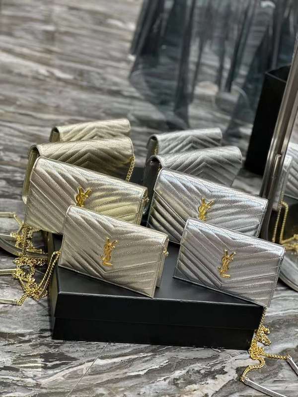 Yves Saint Laurent - Bags