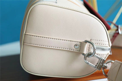 Franco Shops - Louis Vuittons  - 9432