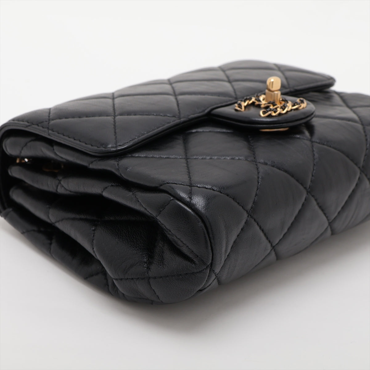 Chanel Matrasse Single Flap Single Chain Bag Black