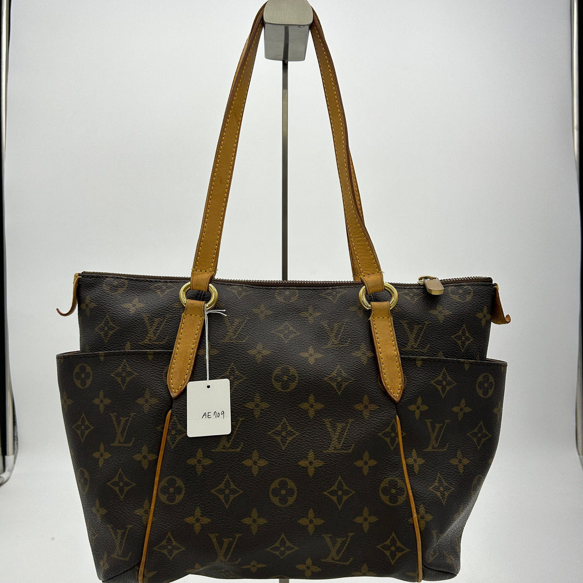Louis Vuitton 2009 Totally PM Tote Bag YVEAE709
