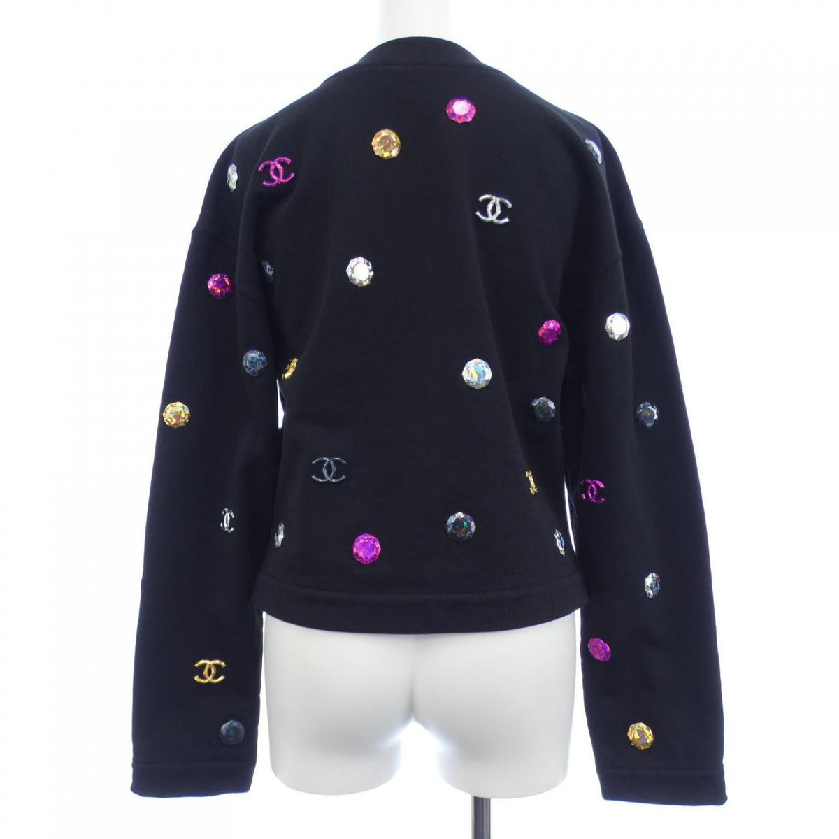 Chanel P71493K10289 Cardigan