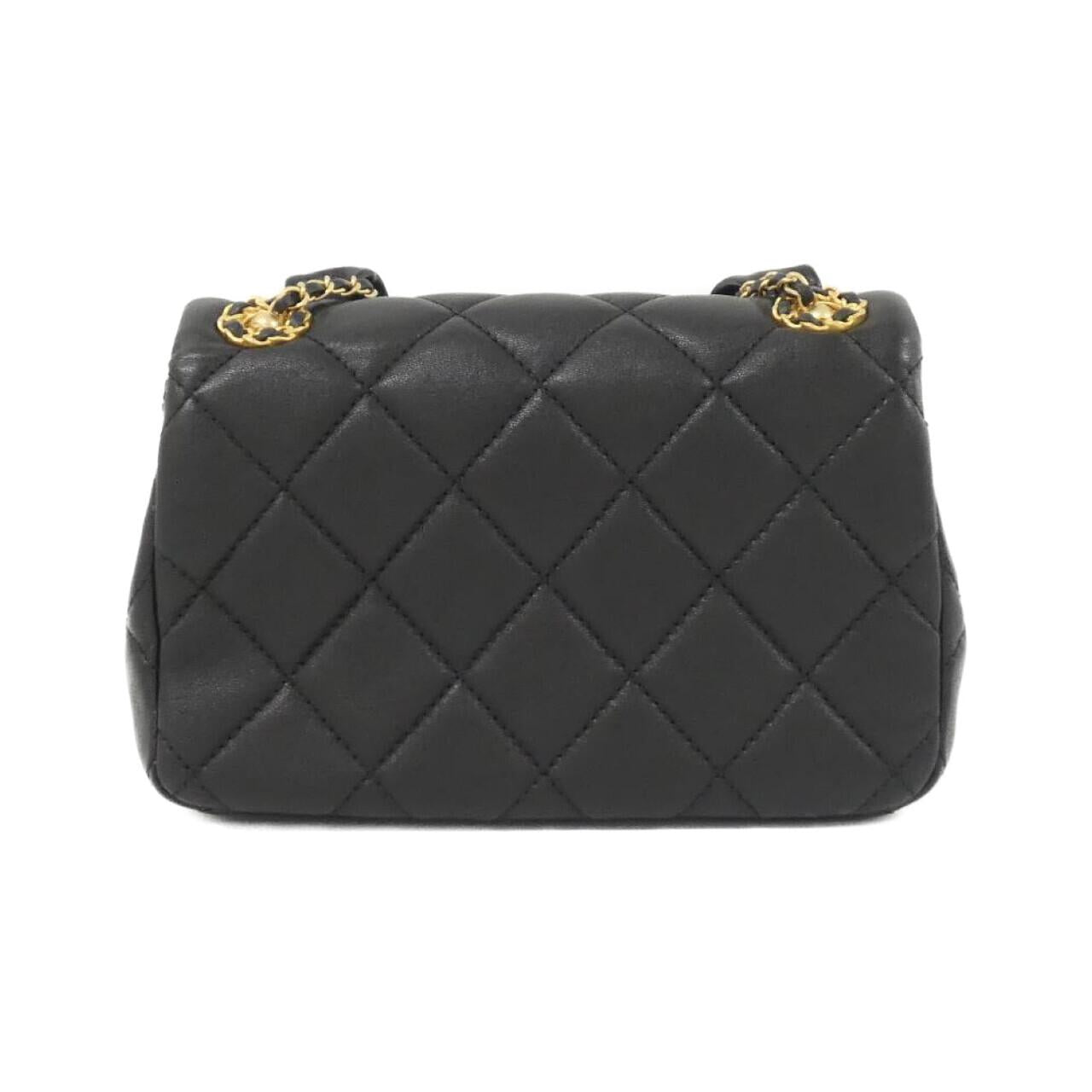 Chanel AS5004 Lambskin Shoulder Bag