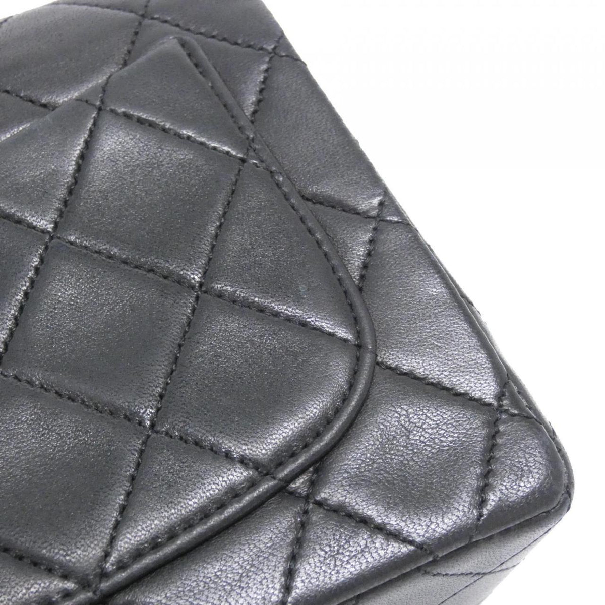 Chanel 1115 Lambskin Shoulder Bag
