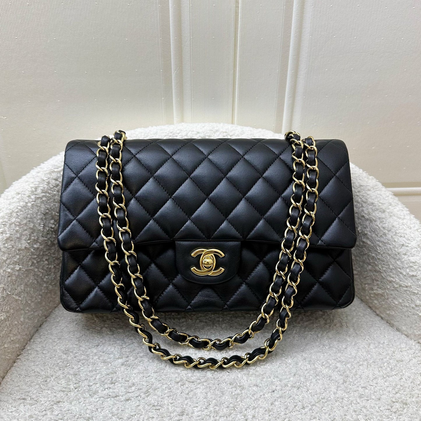 Chanel Medium Classic Flap CF in Black Lambskin and GHW (Model: A01112)