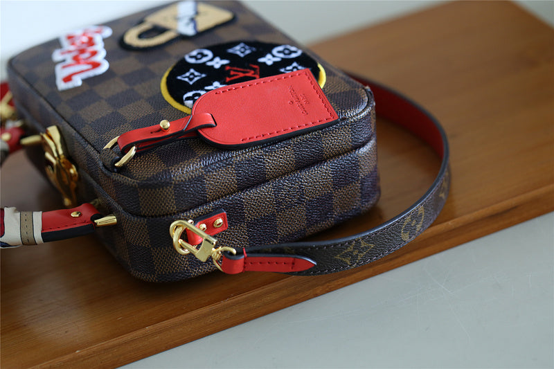 The Franco Shops - Louis Vuittons  - 7886