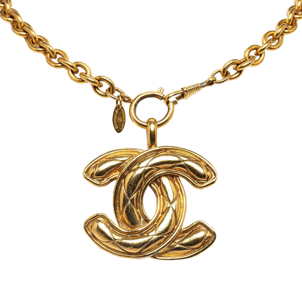 CHANEL CC Pendant Necklace Costume Necklace