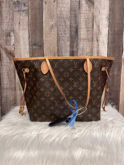 Handbag Luxury Designer By Louis Vuitton  Size: Medium