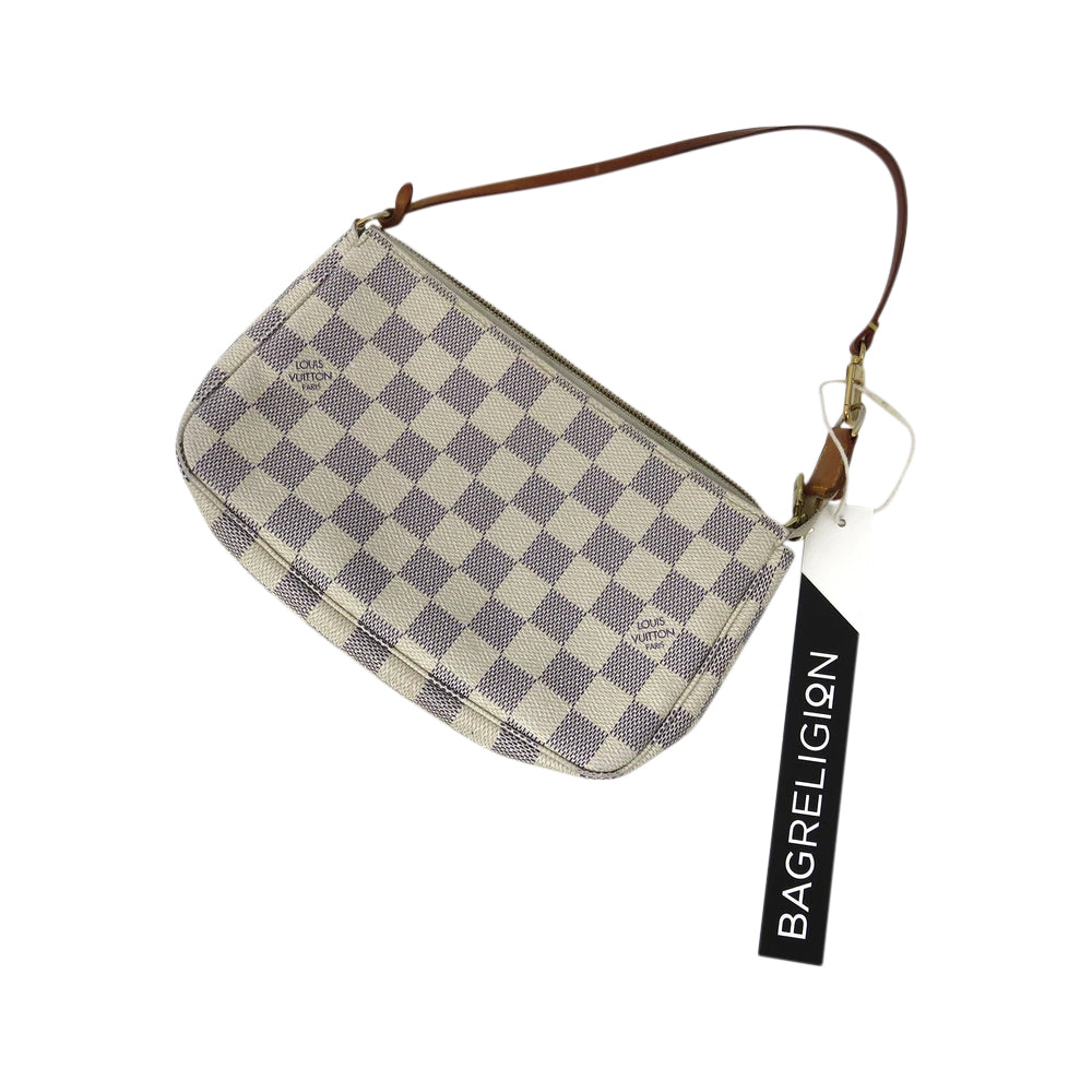 Louis-Vuitton Pochette in Damier Azur