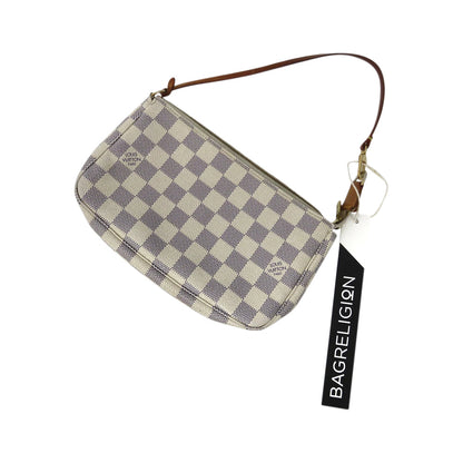Louis-Vuitton Pochette in Damier Azur