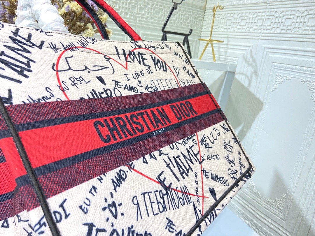 Luxury Edition Bags DIR 136