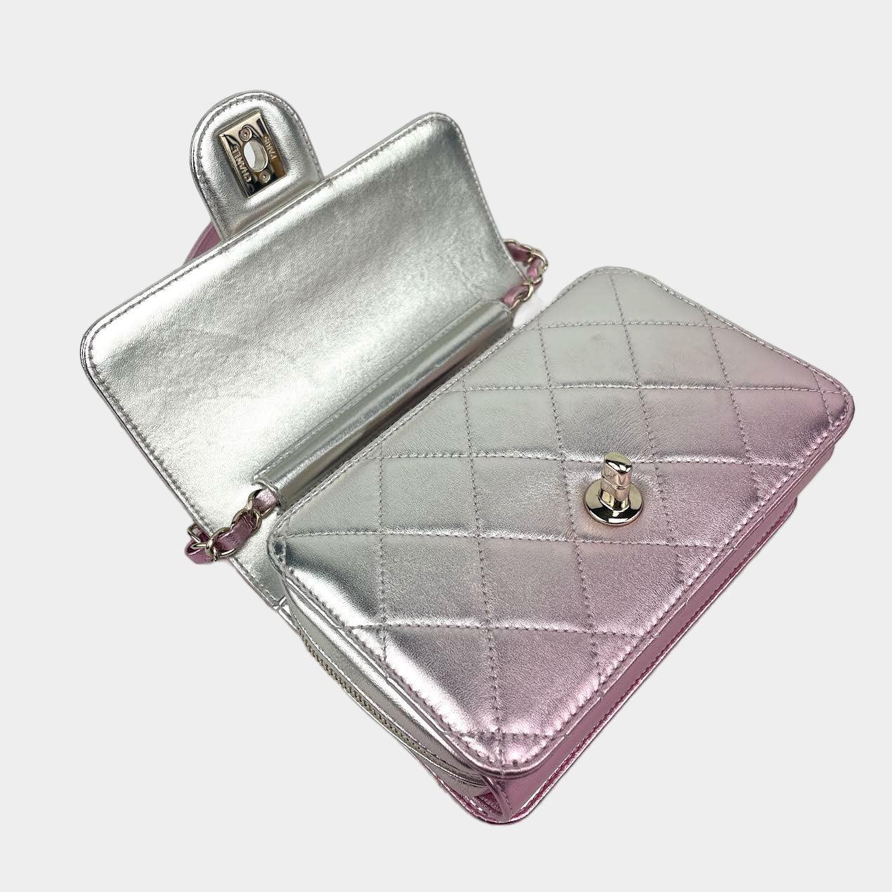 CHANEL 2021 Metallic Lambskin Like A Wallet Flap Golden Pink