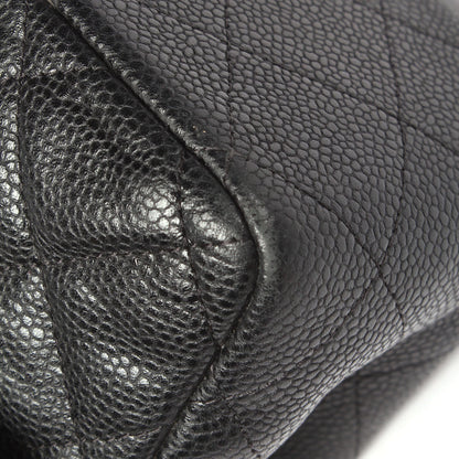 Chanel Caviar Jumbo Classic Flap Bag Leather Shoulder Bag in Excellent condition