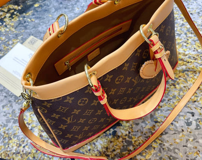 Louis Vuitton Tote Handbag Set