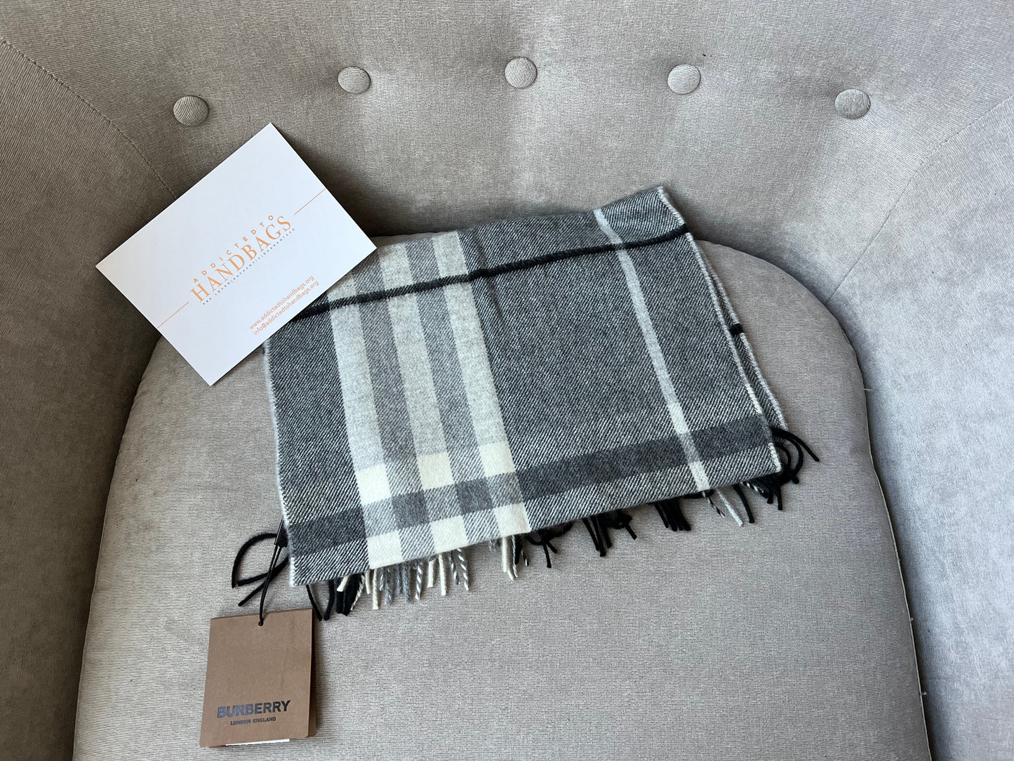 Burberry Classic Check Shale Grey Cashmere Scarf (RRP £420)