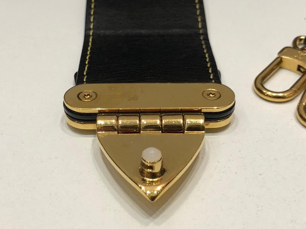 Louis-Vuitton Petite Malle Trunk Chest Bag
