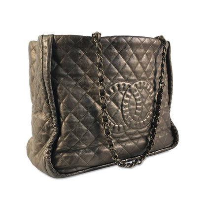 CHANEL CC Quilted Calfskin Istanbul Tote Tote Bag