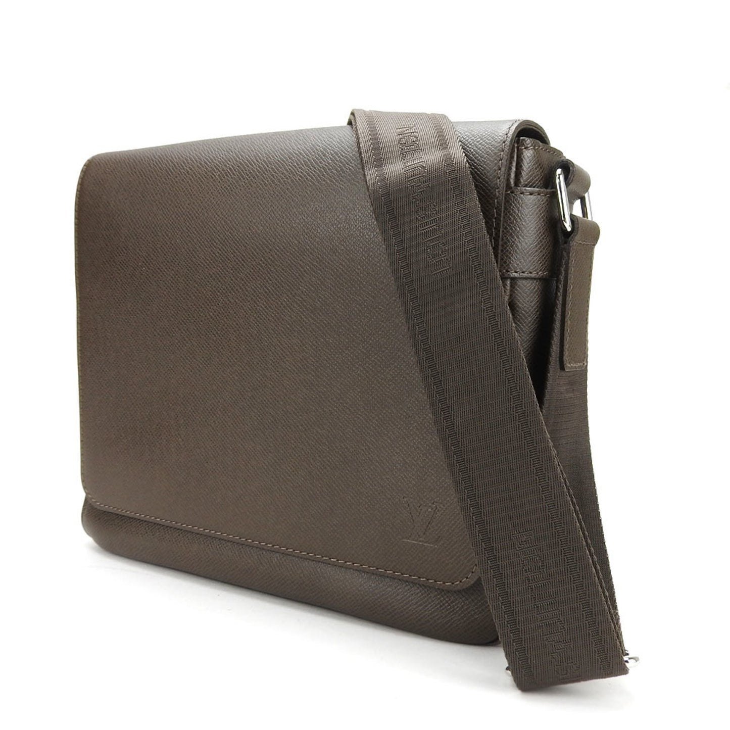 Louis Vuitton Taiga  Grizzly Taiga Leather Shoulder Bag
