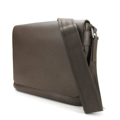 Louis Vuitton Taiga  Grizzly Taiga Leather Shoulder Bag