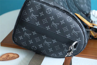 Franco Shops - Louis Vuittons  - 9442