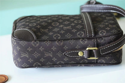 Franco Shops - Louis Vuittons  - 9904
