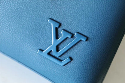 Franco Shops - Louis Vuittons  - 10749