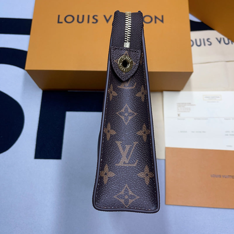 Franco Shops - Louis Vuittons  - 10525