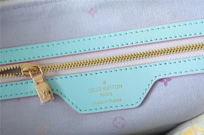 Franco Shops - Louis Vuittons  - 9431