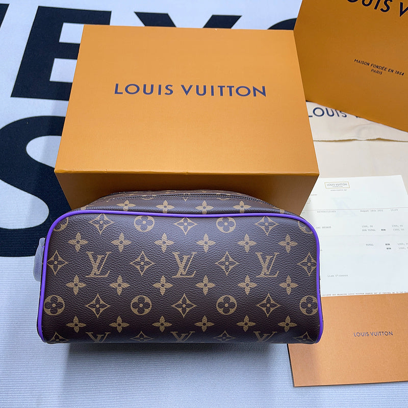 Franco Shops - Louis Vuittons  - 10659