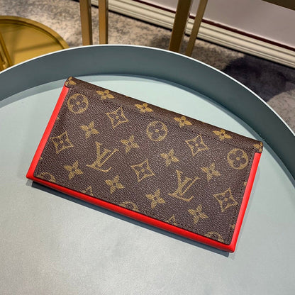 Franco Shops - Louis Vuittons  - 9180
