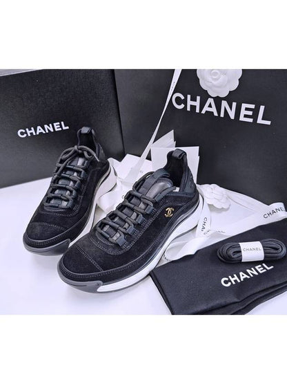Logo Mixed Fibers Suede Low Top Sneakers Black Chanel