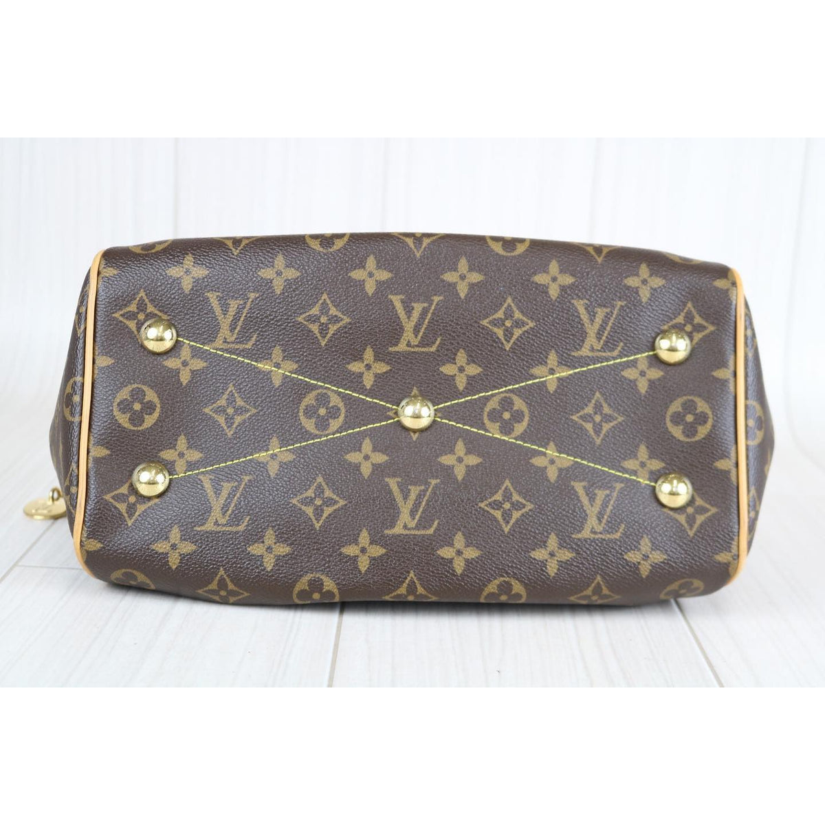 Rank A ｜    LV Monogram  Handbag    ｜111704