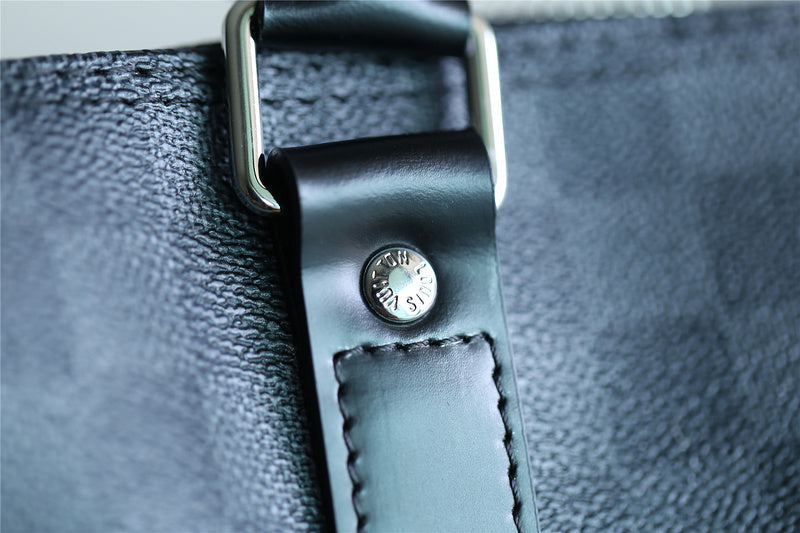 Franco Shops - Louis Vuittons  - 9448