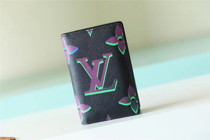 Franco Shops - Louis Vuittons  - 10564