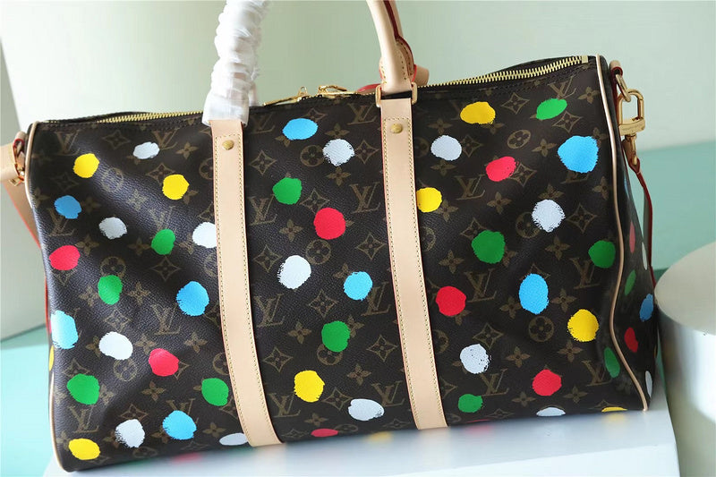 Franco Shops - Louis Vuittons  - 9429