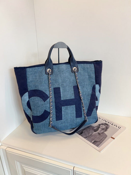 Chanel Denim tote bag *cm blue