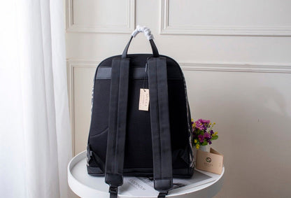 Gucci Bags - The Tote   1099
