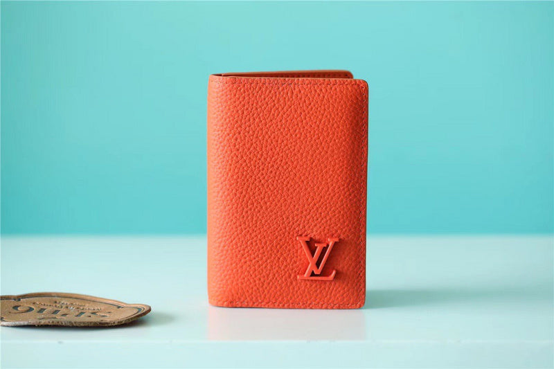 Franco Shops - Louis Vuittons  - 10747