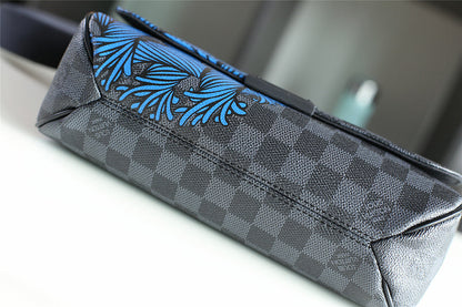 Franco Shops - Louis Vuittons  - 10411