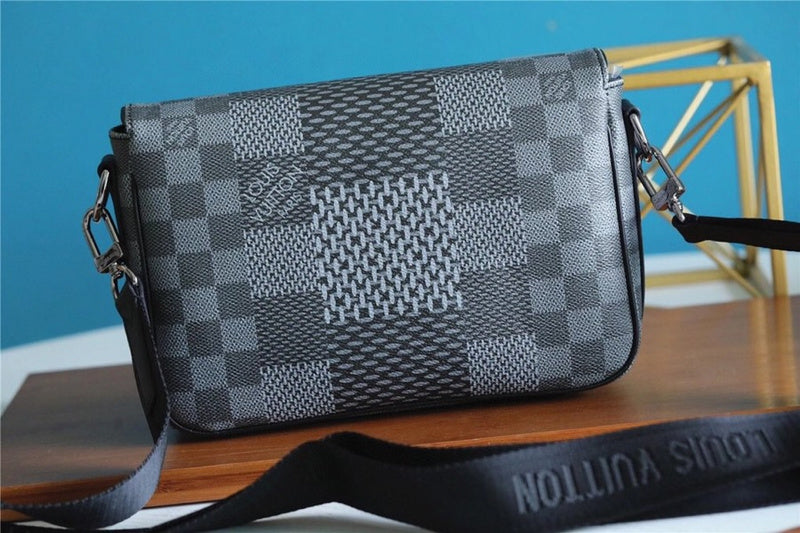 Franco Shops - Louis Vuittons  - 10300
